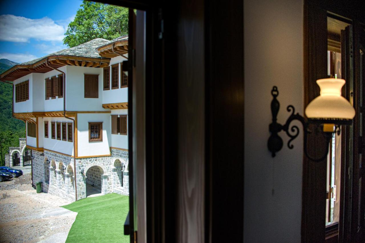 Guest Mansion, Гостински Палат Rostusa Extérieur photo