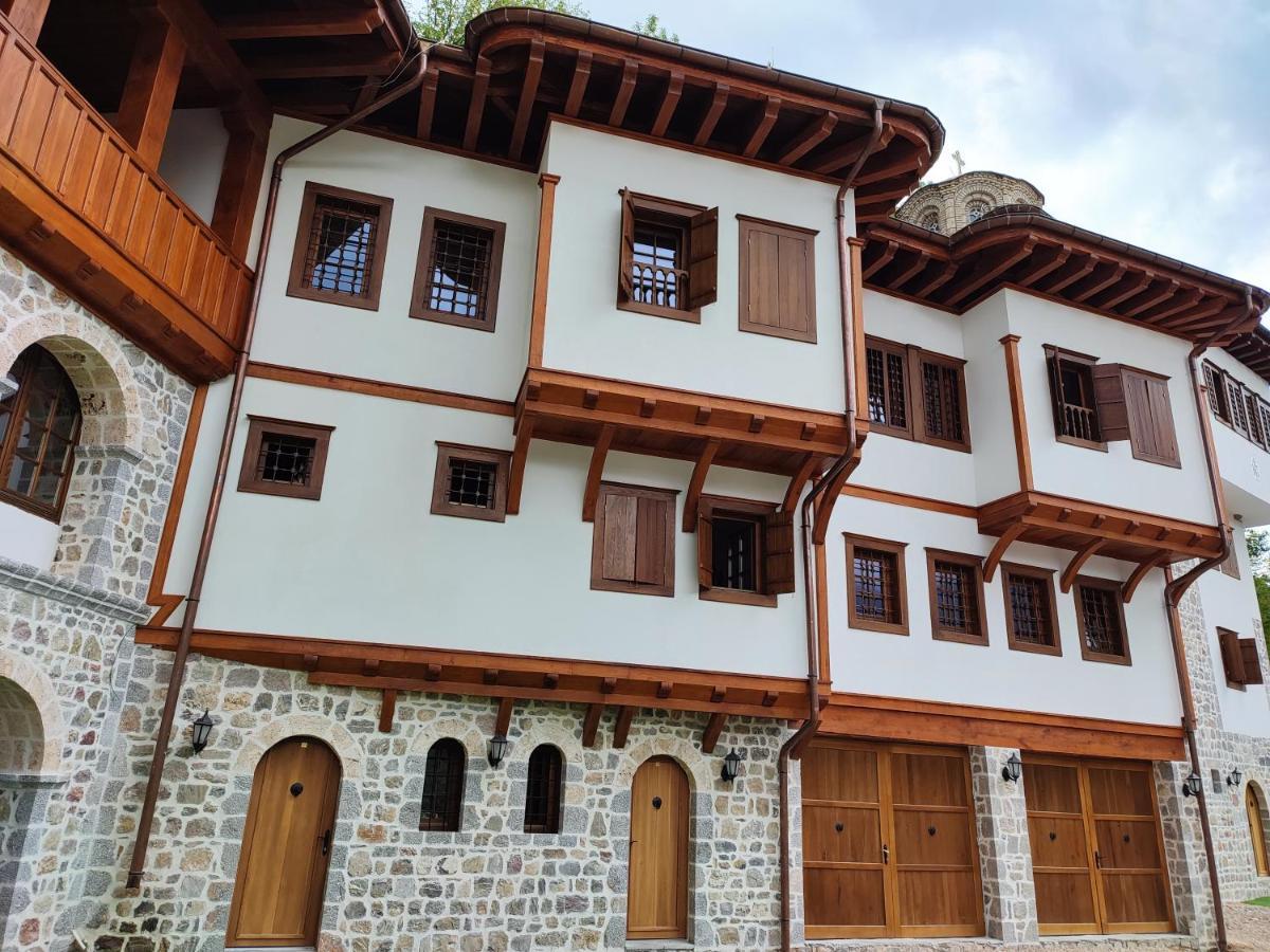 Guest Mansion, Гостински Палат Rostusa Extérieur photo