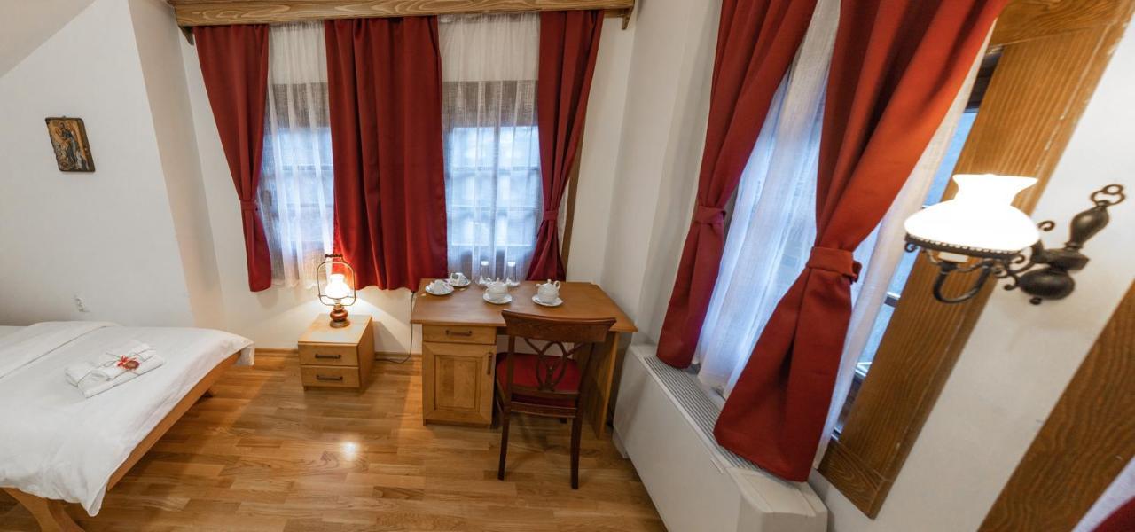 Guest Mansion, Гостински Палат Rostusa Extérieur photo